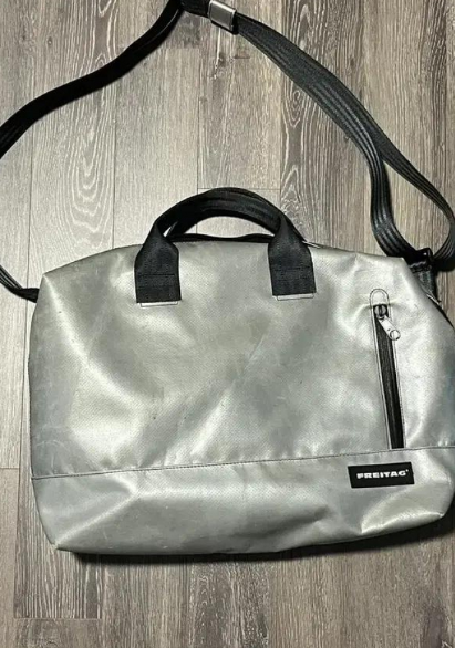 (올실버)프라이탁 노트북 가방 f305 roy 로이 판매합니다.