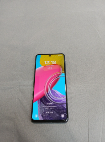 갤럭시퀀텀3(M536) 128GB 블랙