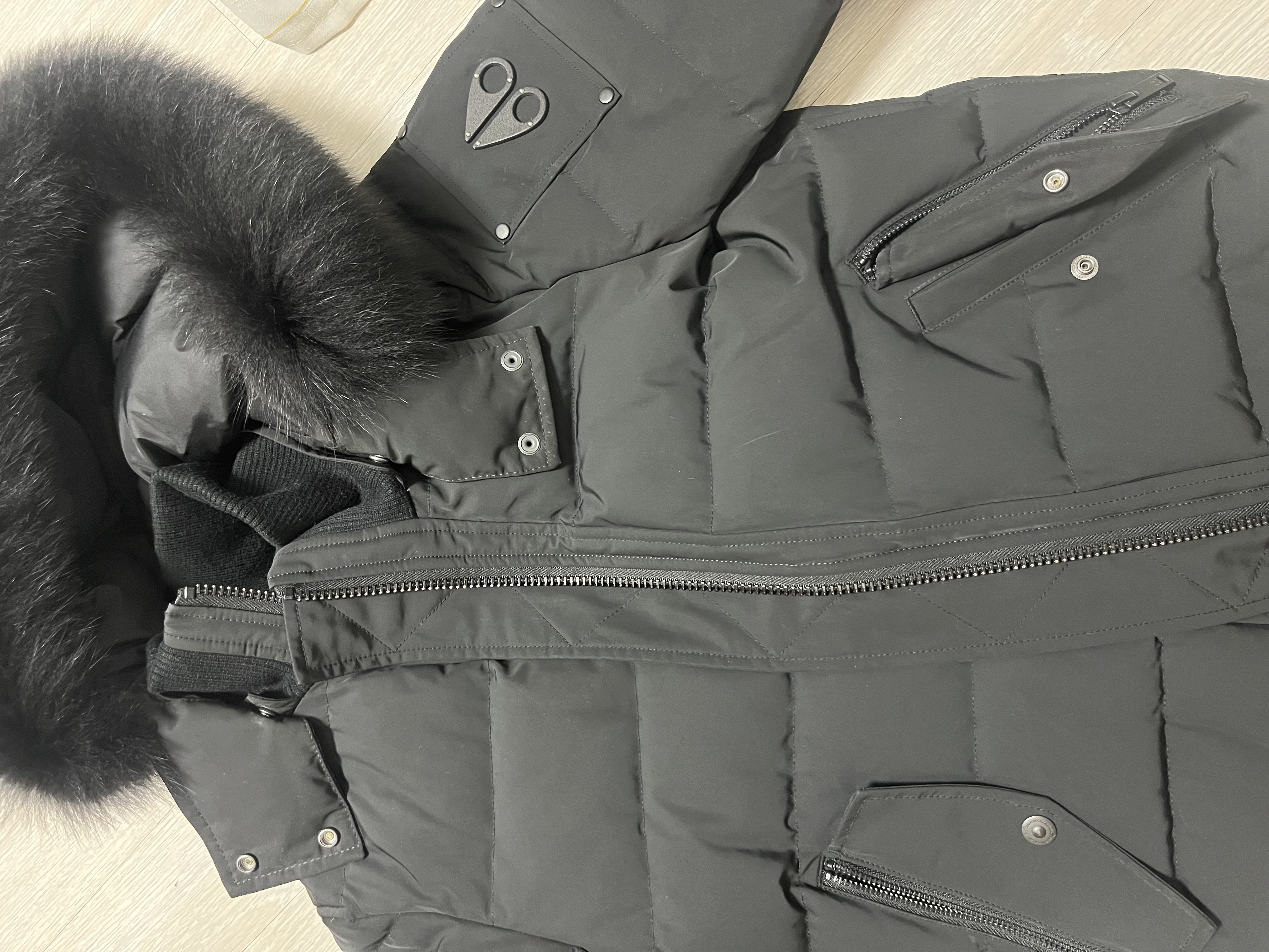 무스너클 여성 패딩 xs