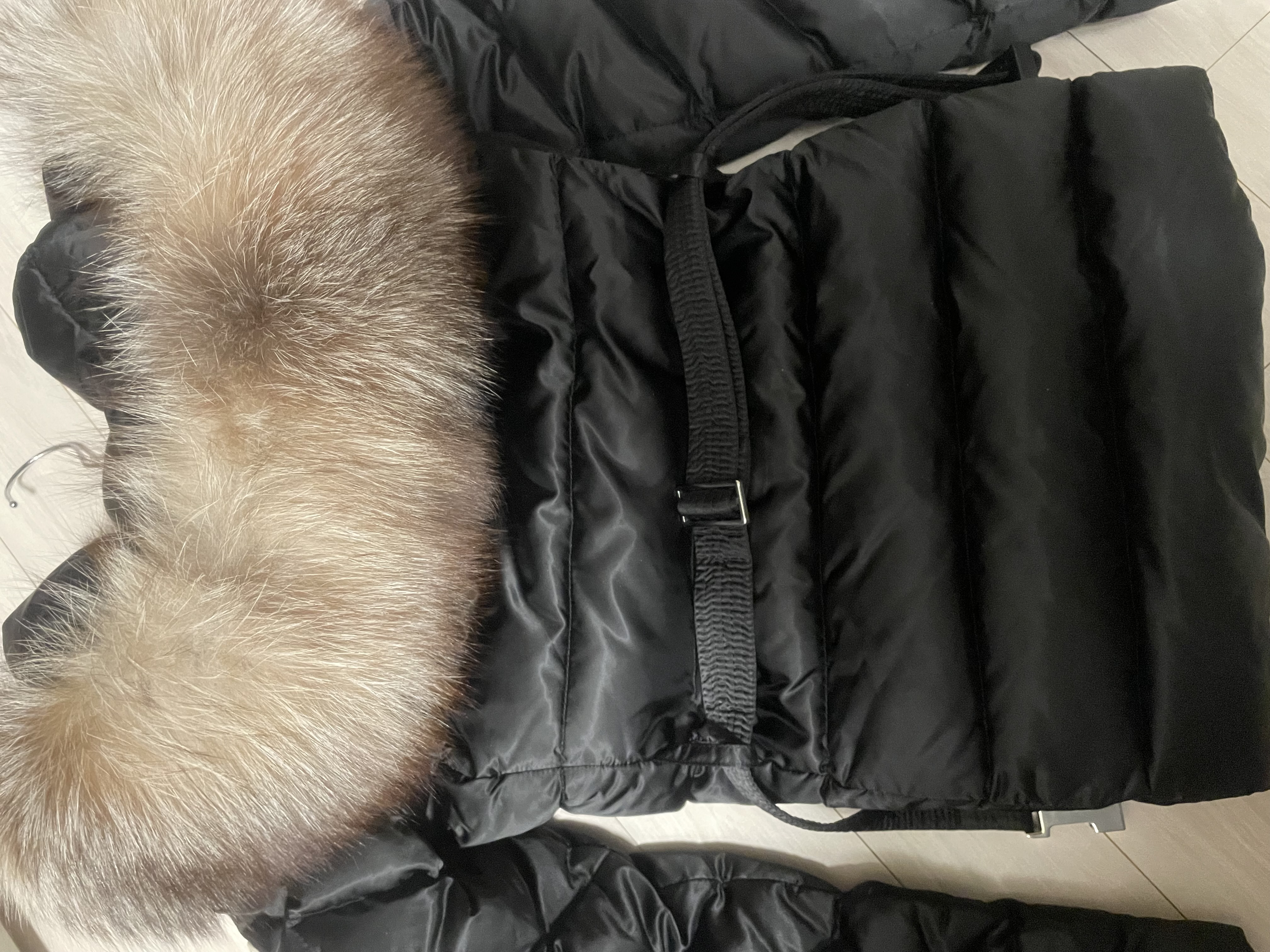 몽클레어 여성패딩