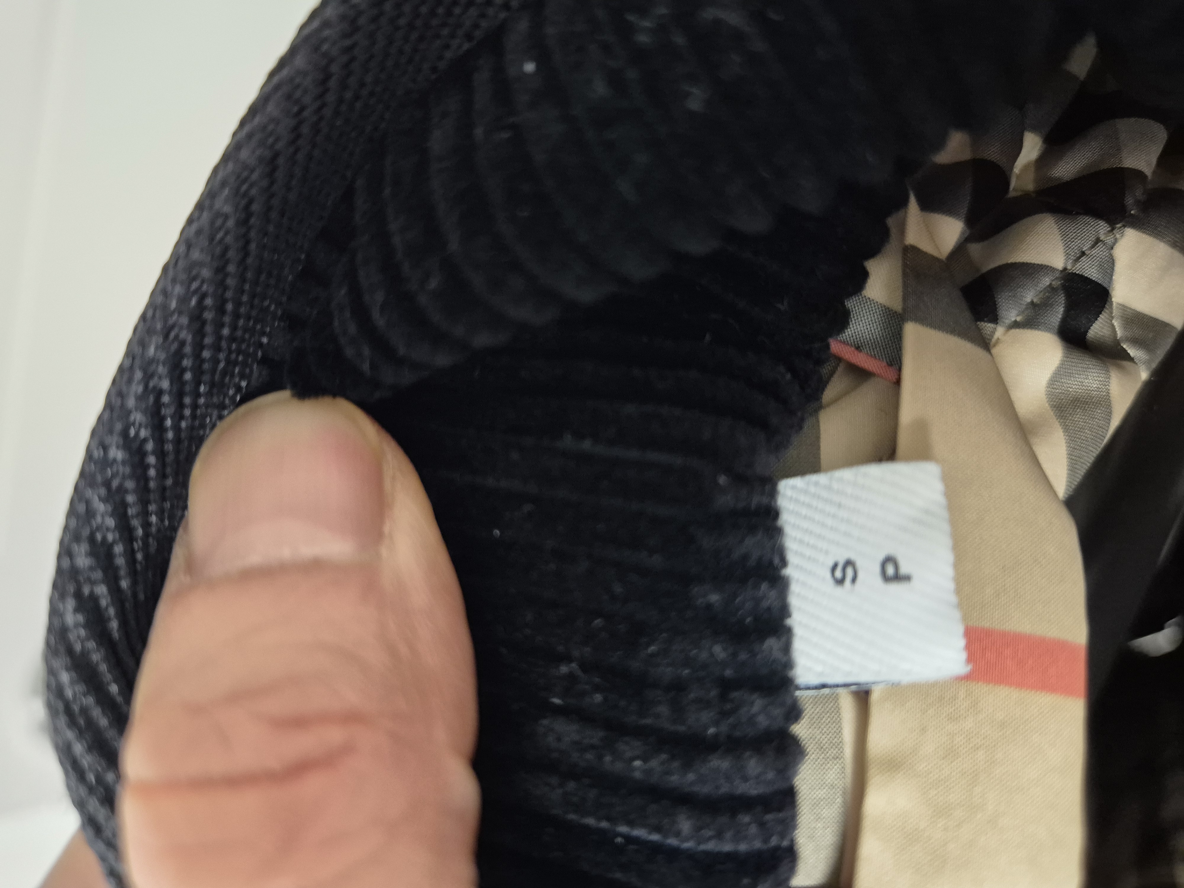 버버리하이넥퀼팅후드코트