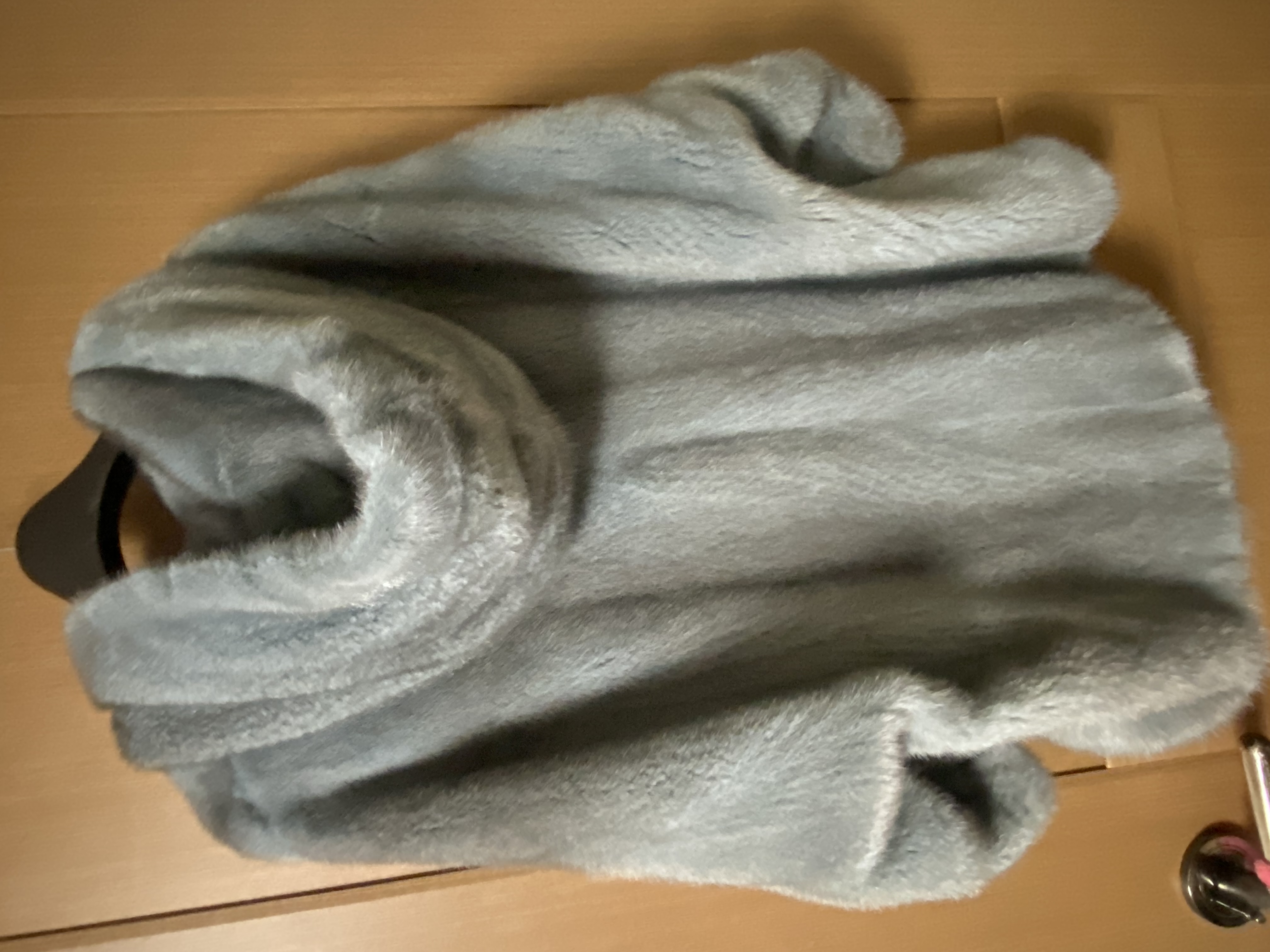 지스튜디오 밍크후드케이프