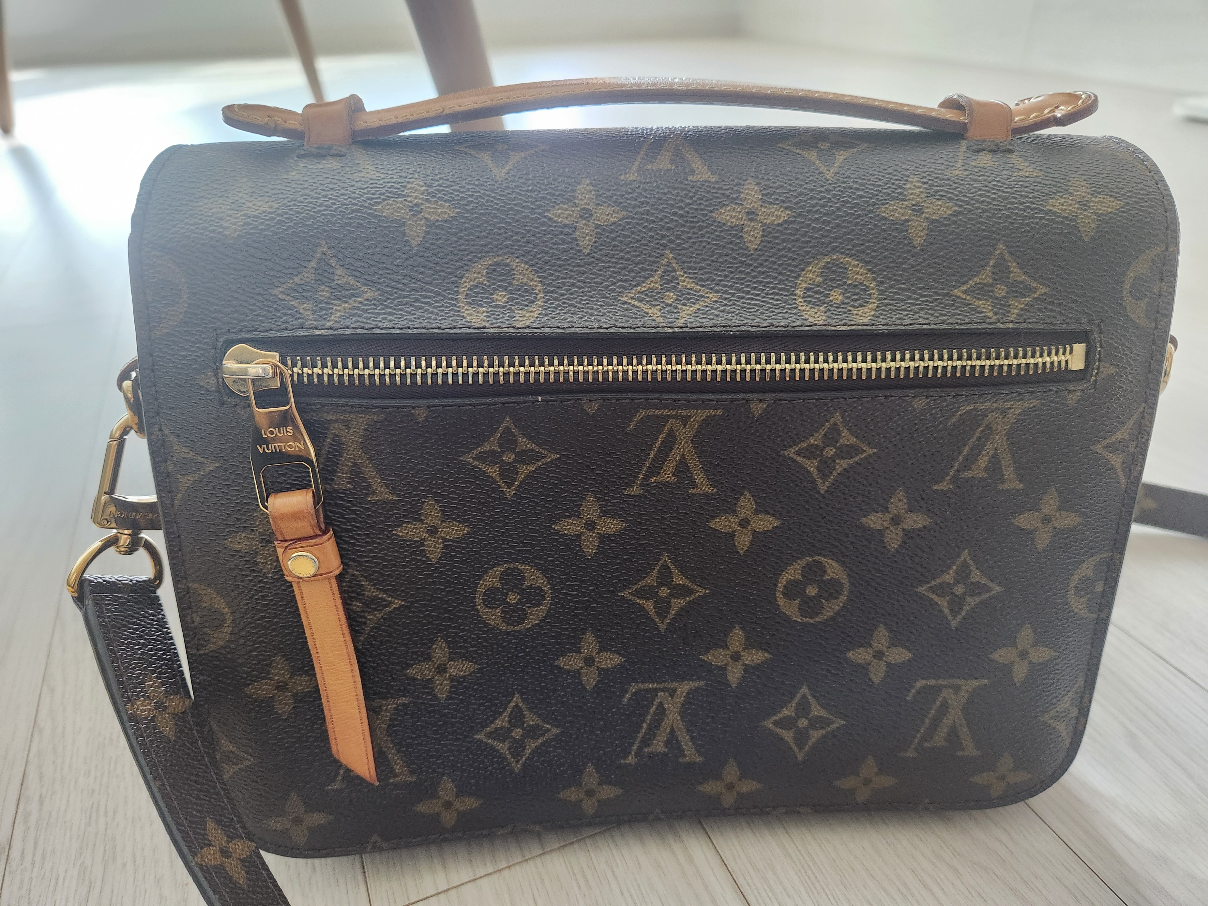 루이비통 포쉐트 메티스 가방