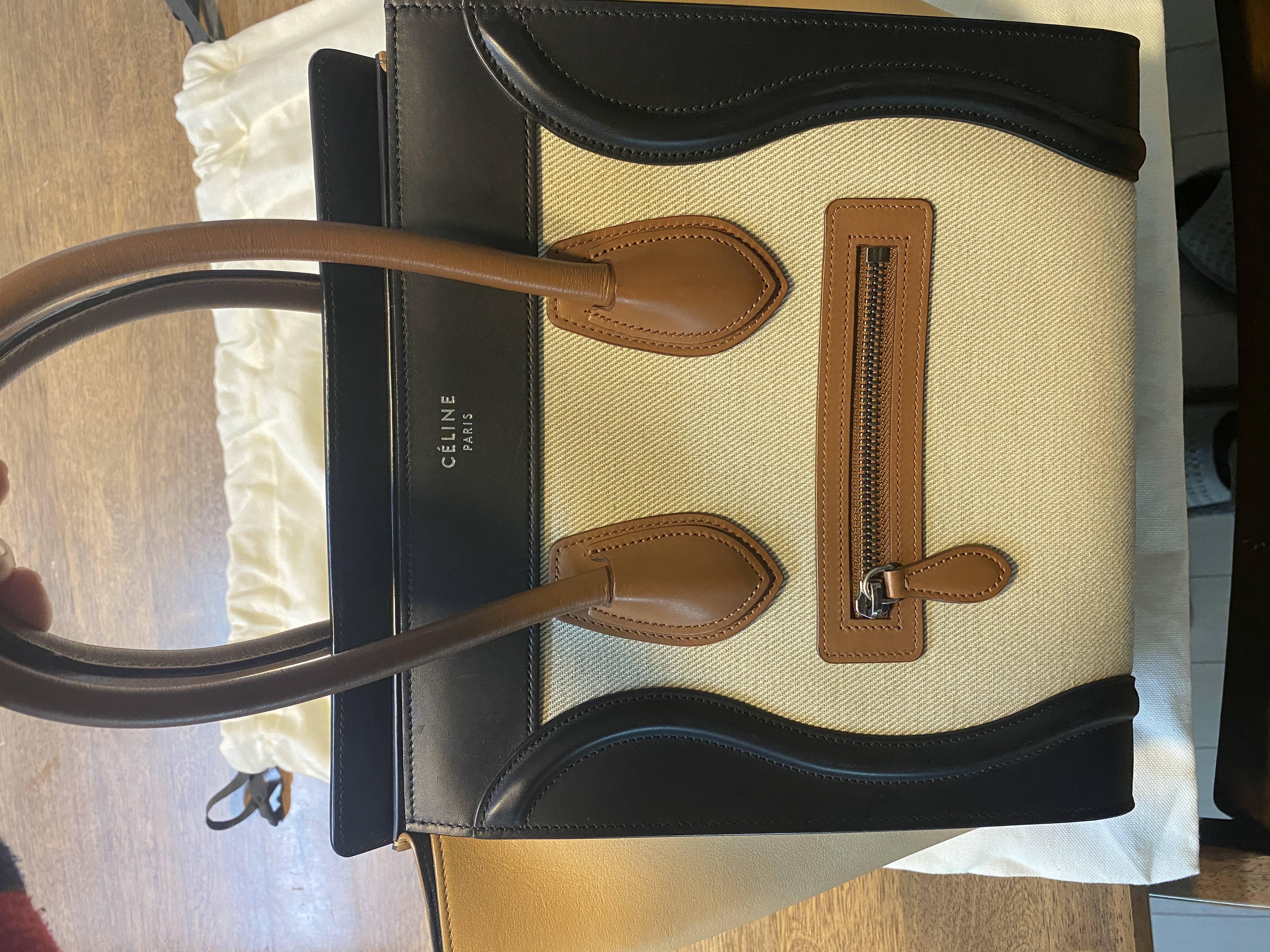 셀린느 러기지 마이크로