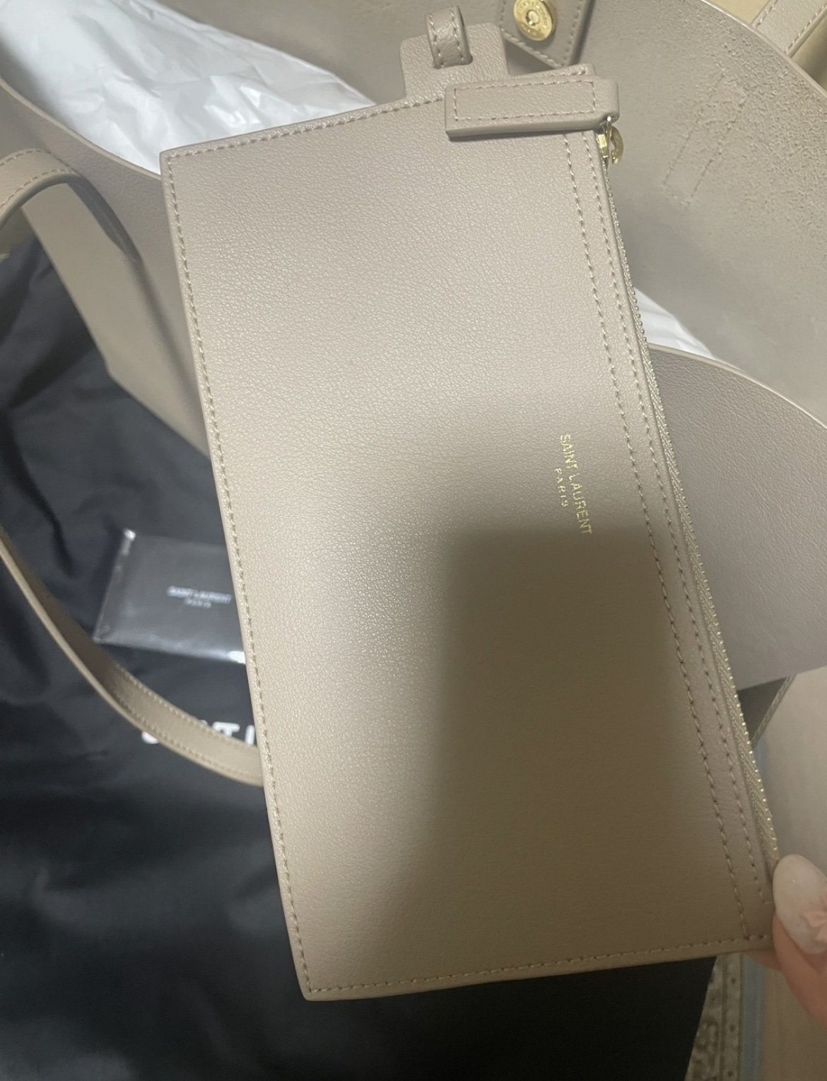 생로랑 이스트 웨스트 쇼퍼백