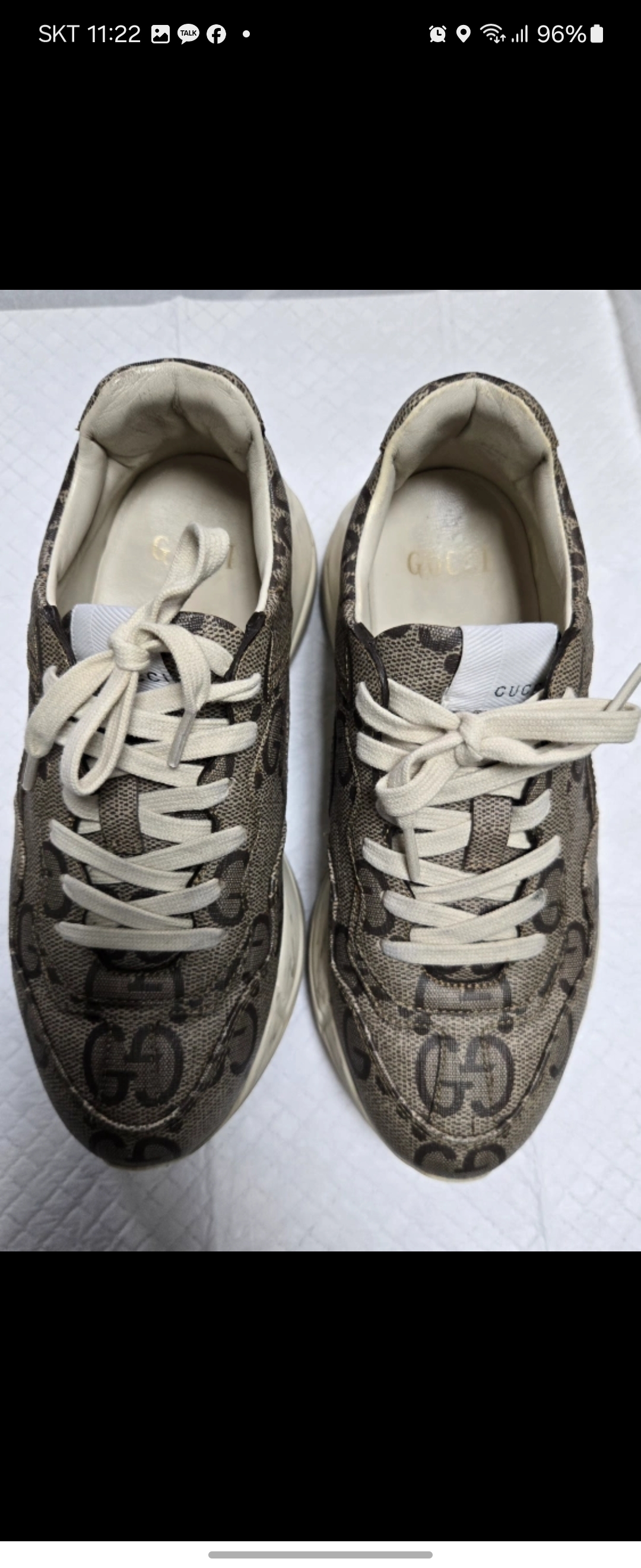 구찌 여성 GG로고 라이톤