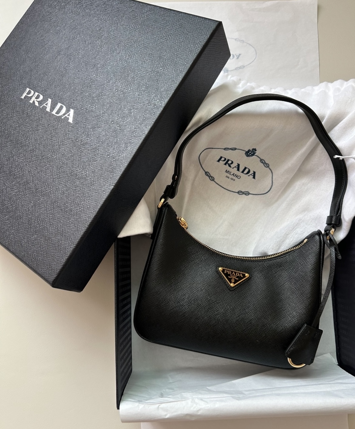 프라다 사피아노 미니 가죽백