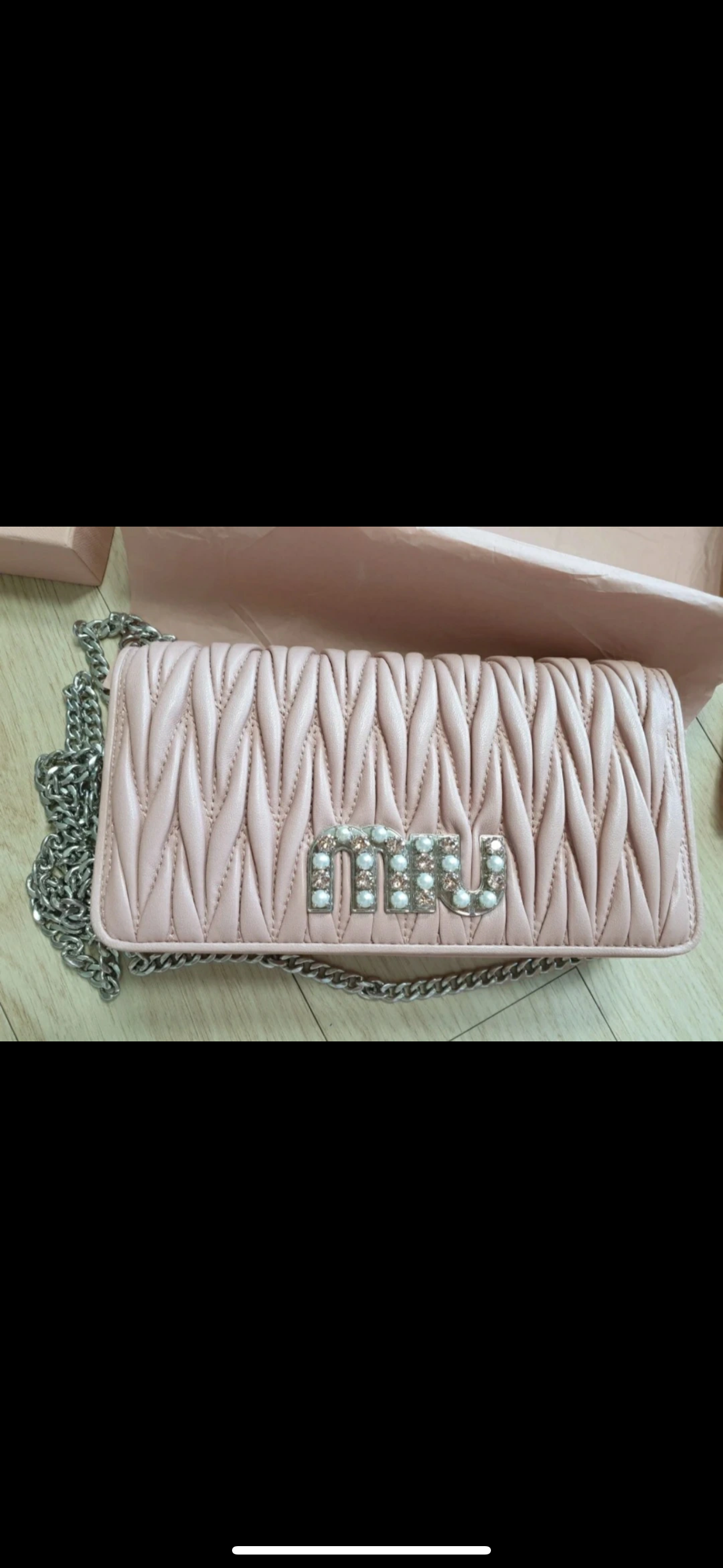 미우미우 핸드백