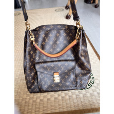 루이비통 메티스 모노그램 숄더백