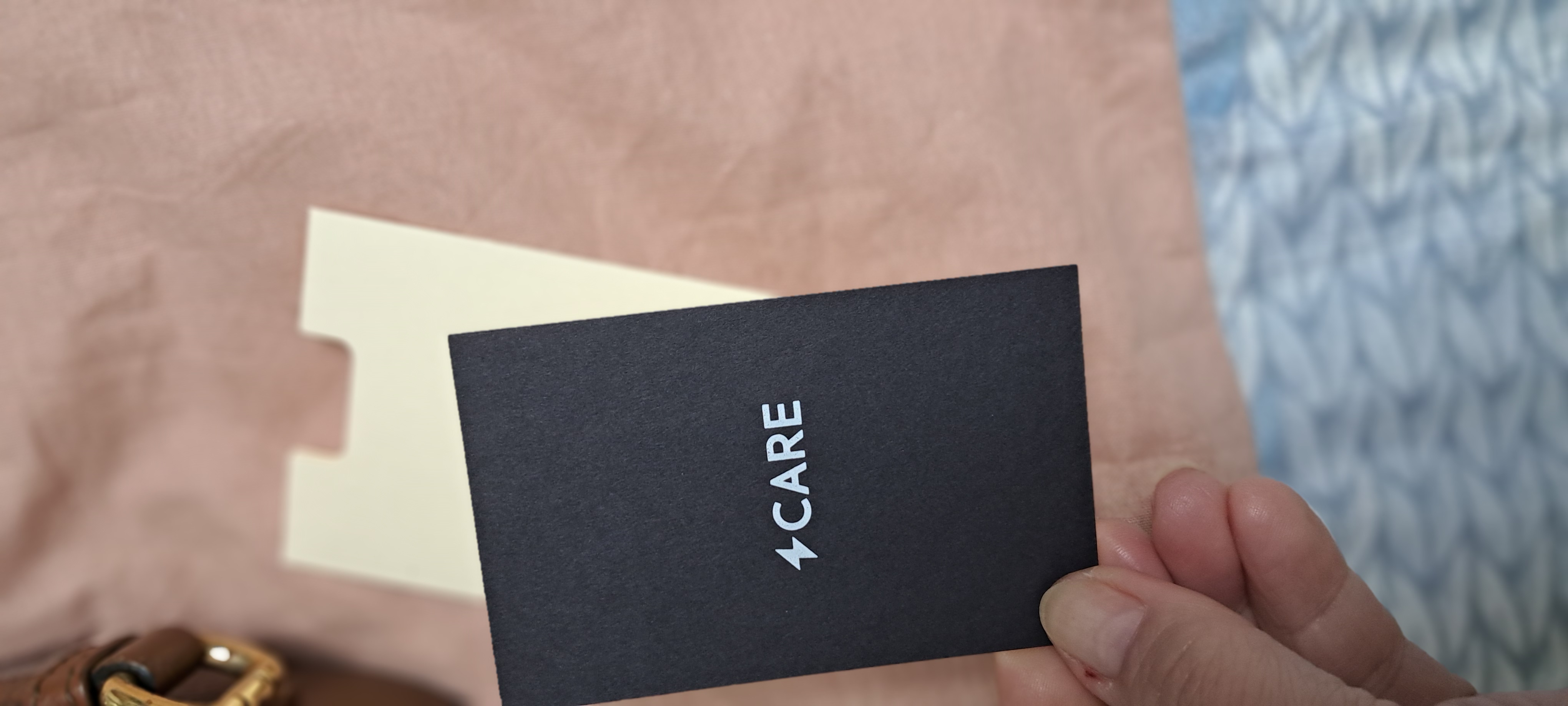 미우미우 크로스백