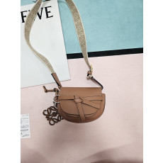 로에베 게이트백