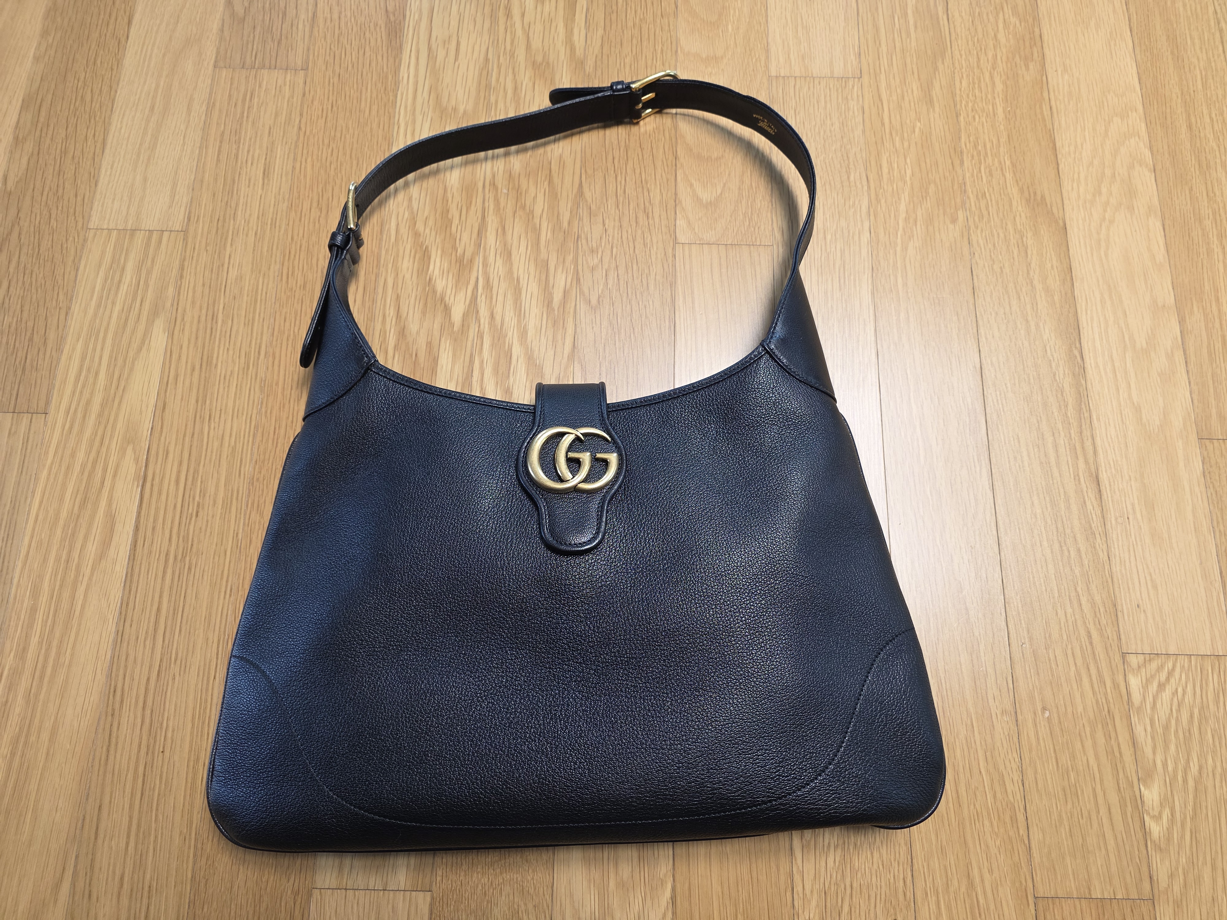 구찌 아프로디테 숄더백 라지 블랙