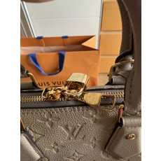 루이비통 알마 PM