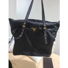 프라다 포코노 숄더백