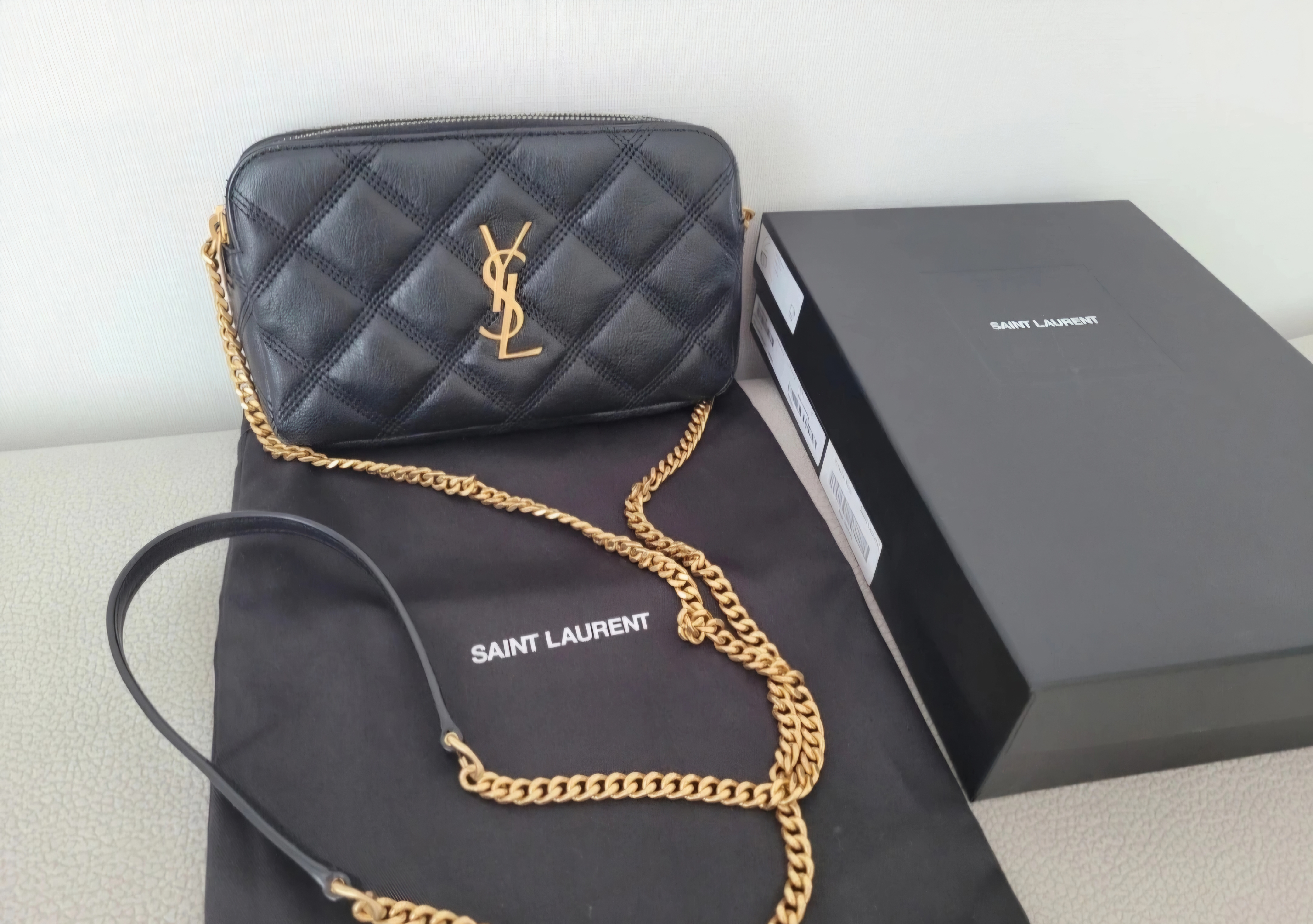 생로랑 크로스백