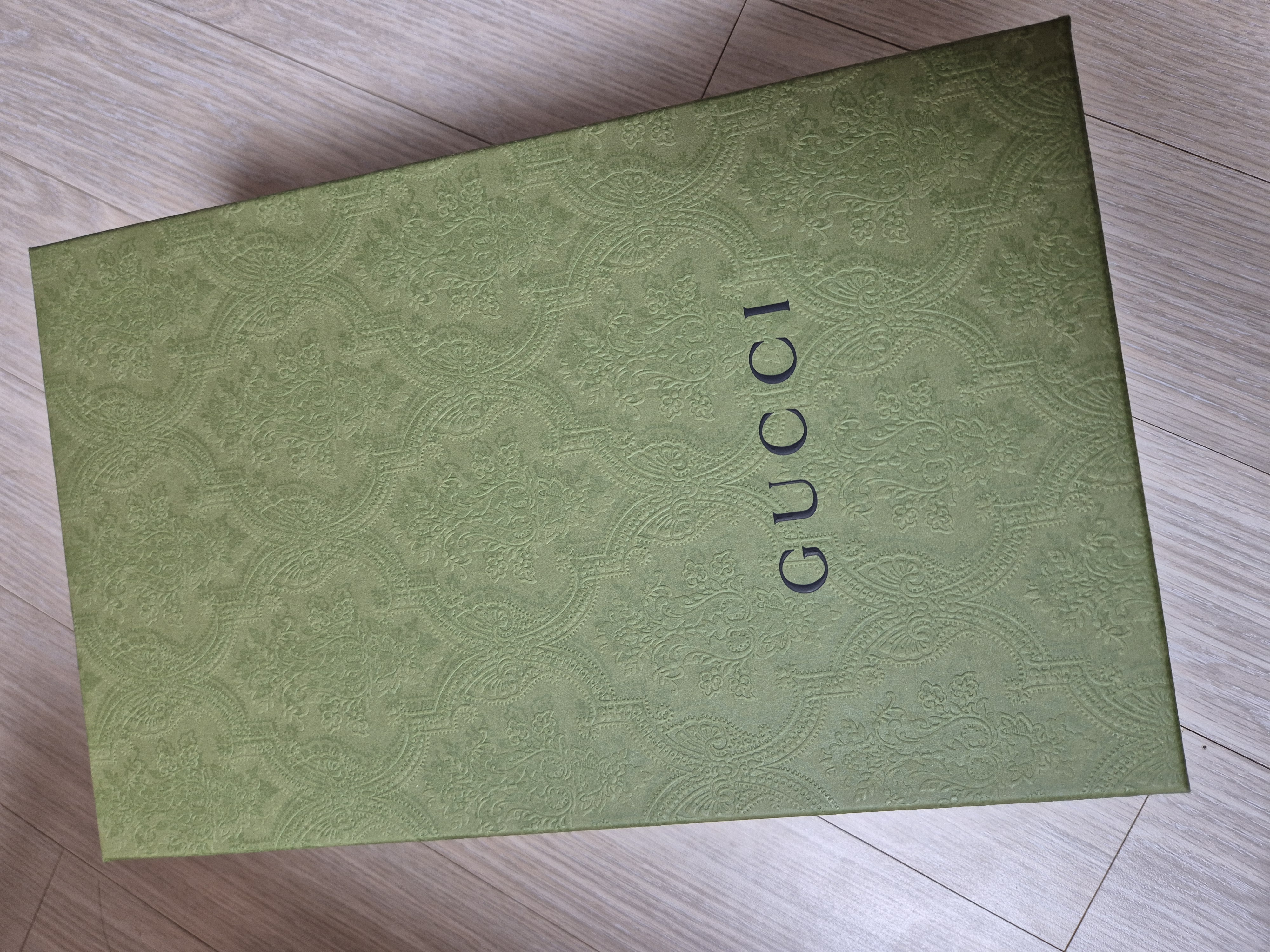 구찌 블랙 가죽 로퍼