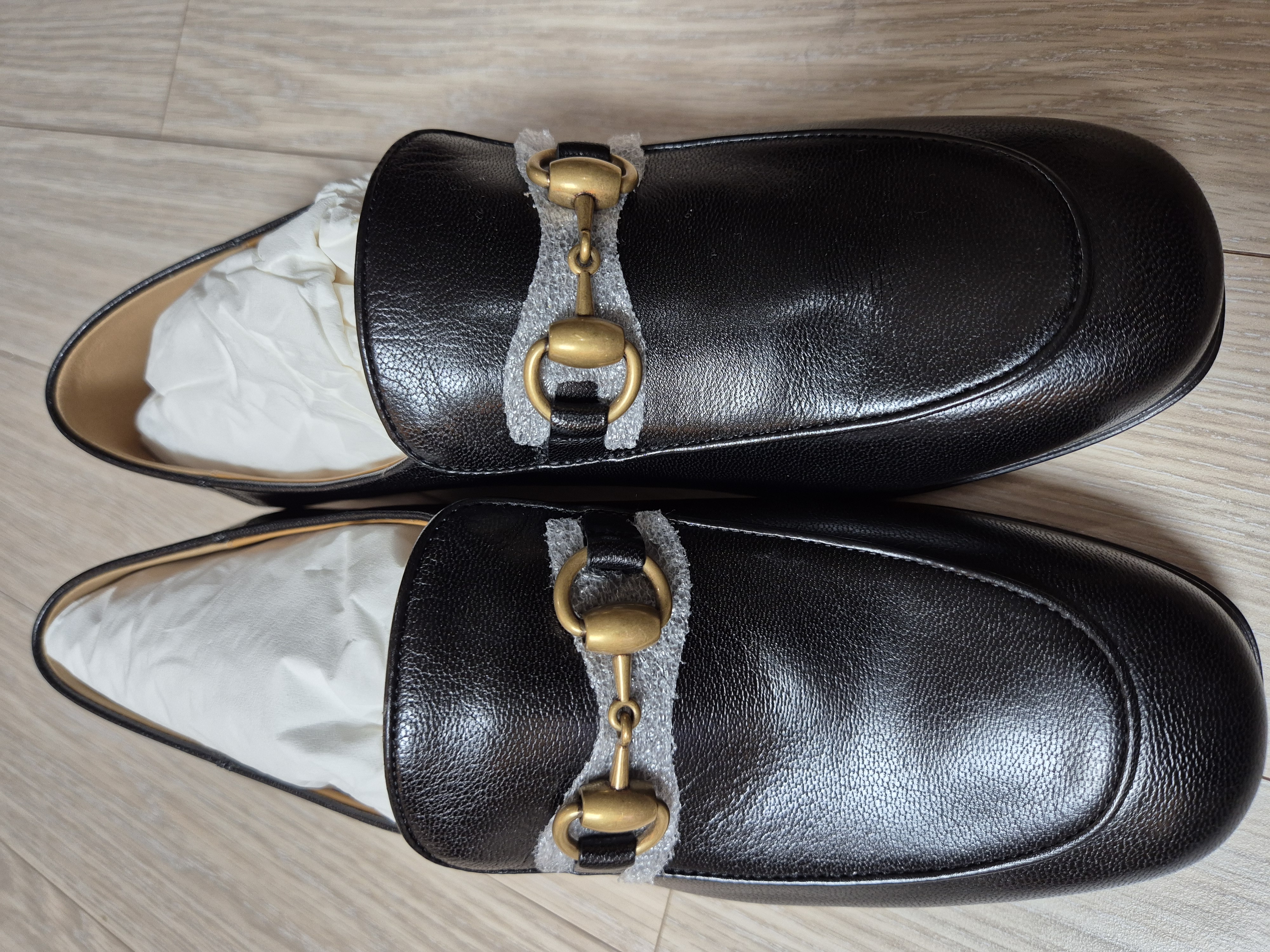 구찌 블랙 로퍼